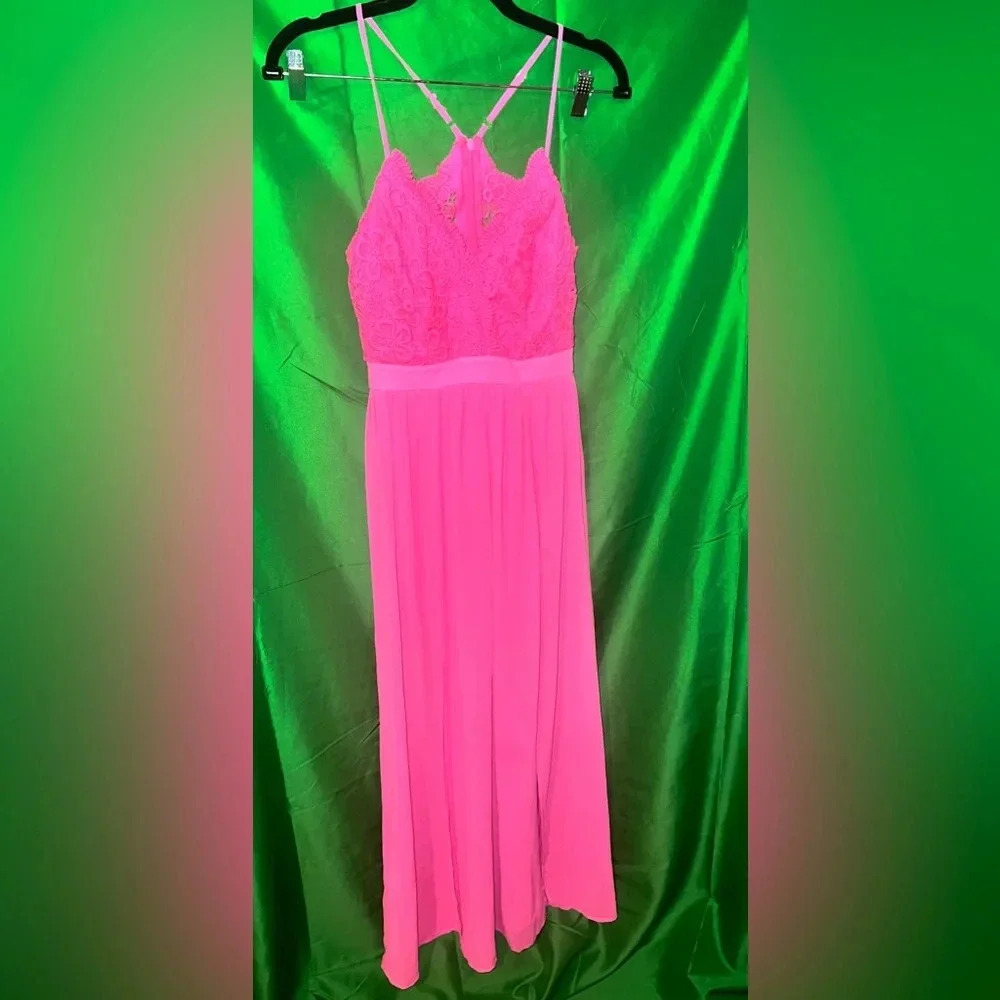 No Boundaries Pink Spaghetti Strap Maxi Dress size Juniors Medium - Picture 1 of 4